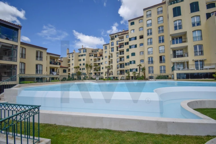 Apartamento T2 para Venda em Carcavelos e Parede Foto 38