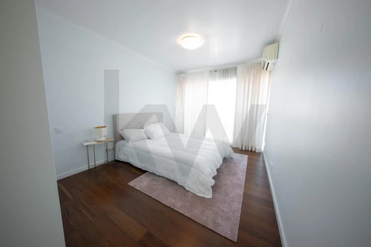 Apartamento T4 para Venda em Alcantara Foto 24