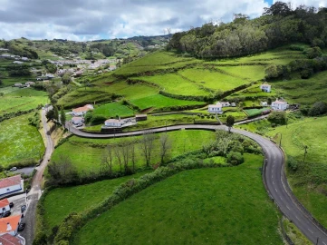 Moradia T1 para Venda em Santa Barbara