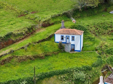 Moradia T1 para Venda em Santa Barbara