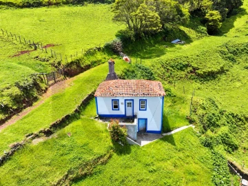 Moradia T1 para Venda em Santa Barbara