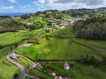 Moradia T1 para Venda em Santa Barbara