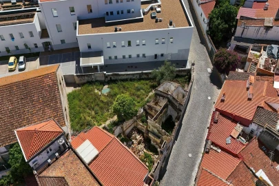 Moradia T8 para Venda em Barbacena e Vila Fernando