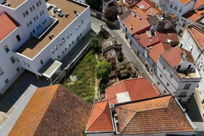Moradia T8 para Venda em Barbacena e Vila Fernando