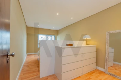 Apartamento T2 para Arrendamento em Areeiro