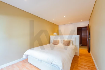 Apartamento T2 para Arrendamento em Areeiro