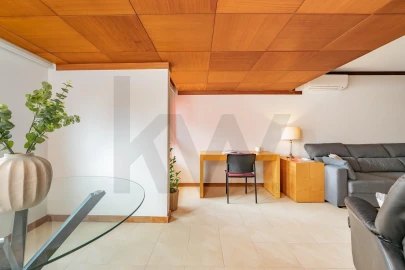 Apartamento T2 para Arrendamento em Areeiro