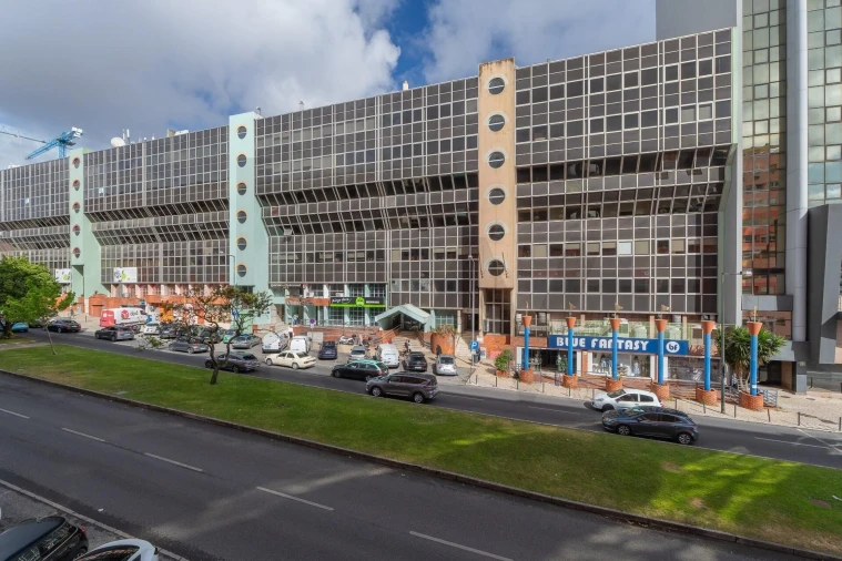 Apartamento T2 para Arrendamento em Areeiro Foto 12