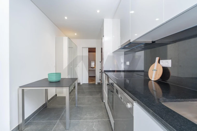 Apartamento T2 para Arrendamento em Areeiro Foto 26