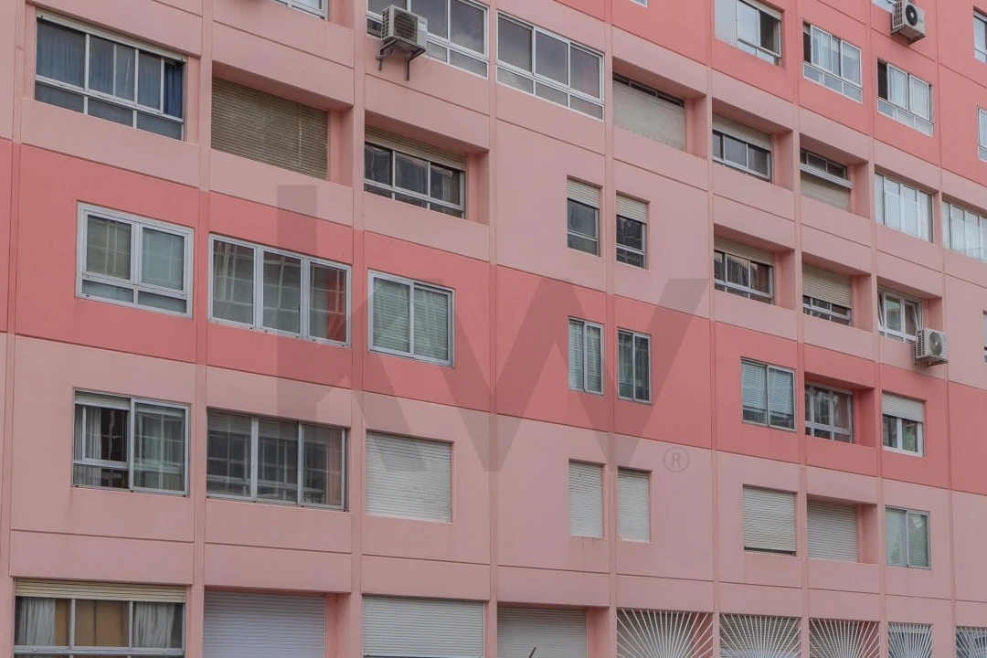 Apartamento T2 para Arrendamento em Areeiro Foto 33