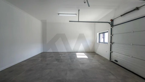 Moradia T4 para Venda em Lordelo