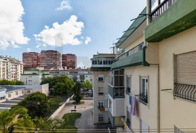 Apartamento T1 para Arrendamento em Oeiras e São Julião da Barra, Paço de Arcos e Caxias
