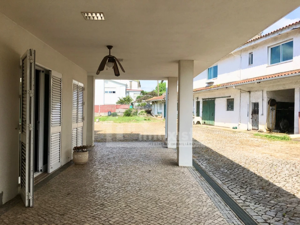 Moradia T6 para Venda em Lousã e Vilarinho Foto 5