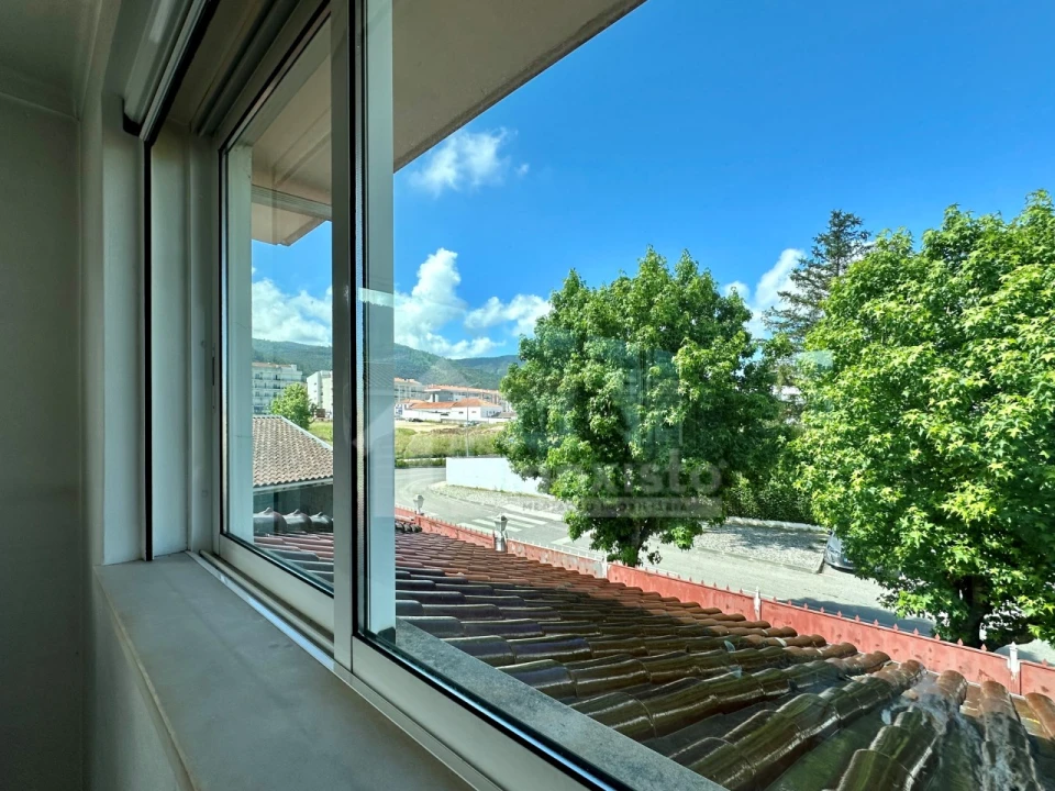 Moradia T6 para Venda em Lousã e Vilarinho Foto 16