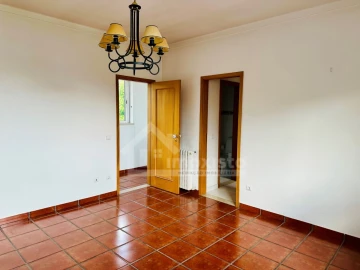 Moradia T6 para Venda em Lousã e Vilarinho