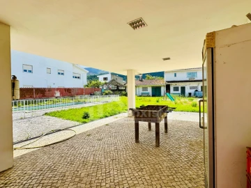 Moradia T6 para Venda em Lousã e Vilarinho