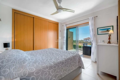 Moradia T2 para Venda em Albufeira e Olhos de Água