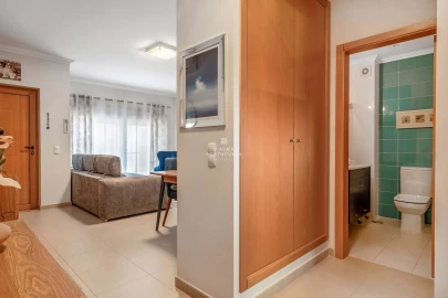 Moradia T2 para Venda em Albufeira e Olhos de Água