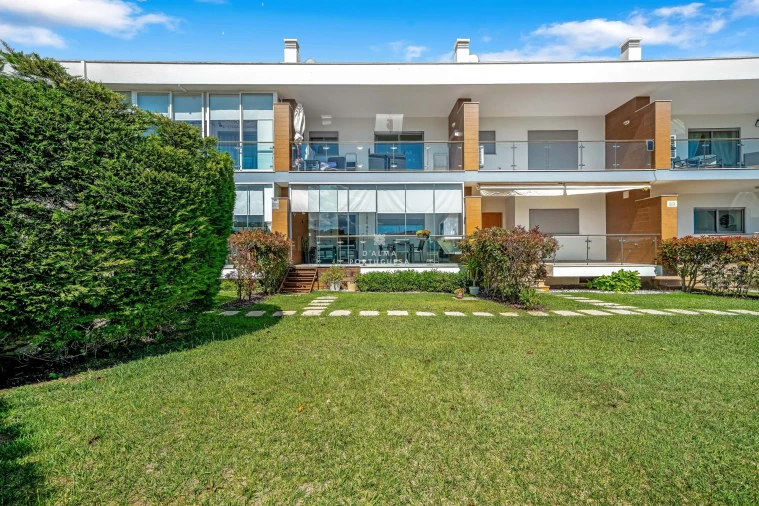 Moradia T2 para Venda em Albufeira e Olhos de Água Foto 45