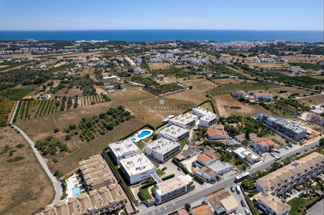 Moradia T2 para Venda em Albufeira e Olhos de Água Foto 2