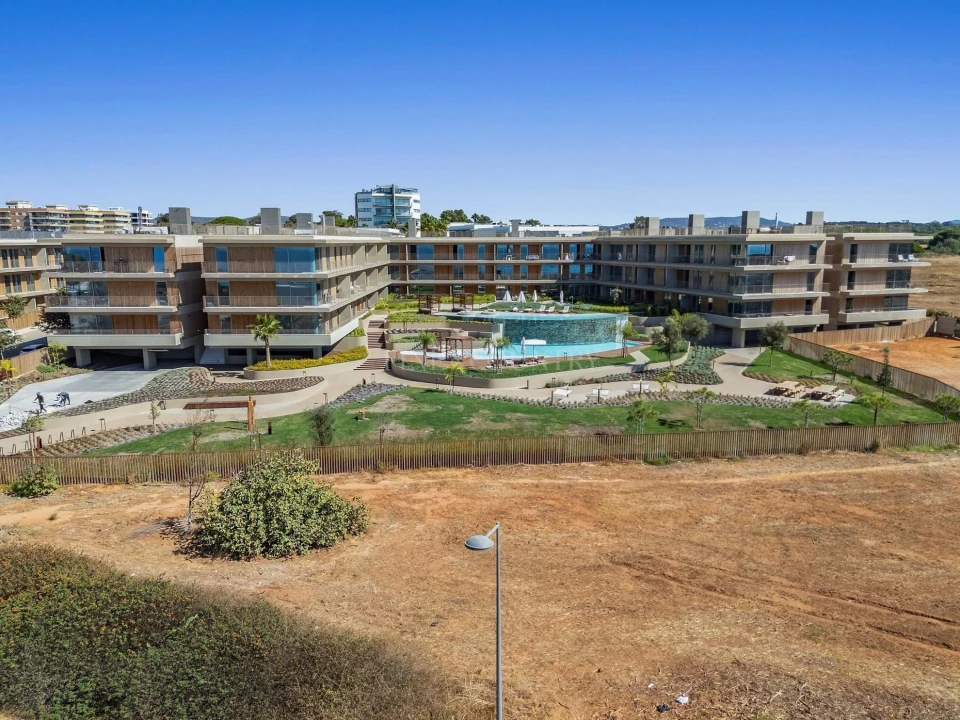 Apartamento T2 para Venda em Quarteira Foto 24