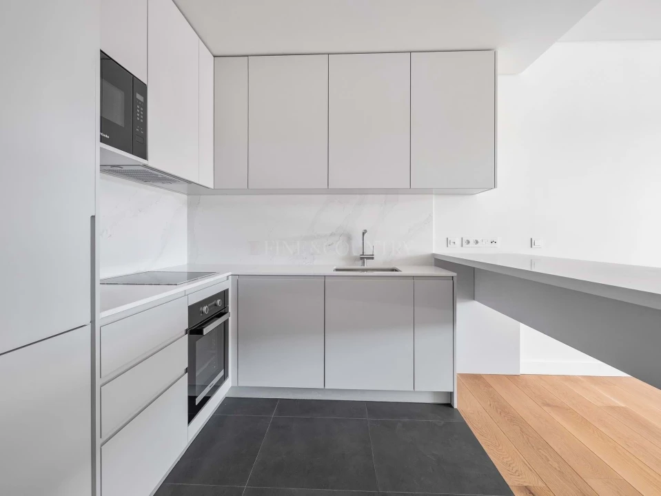 Apartamento T2 para Venda em Quarteira Foto 13