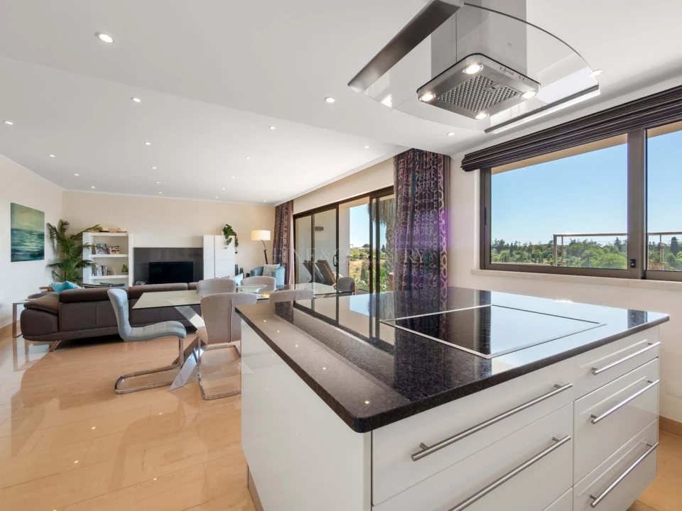 Apartamento T2 para Venda em Ferragudo Foto 6