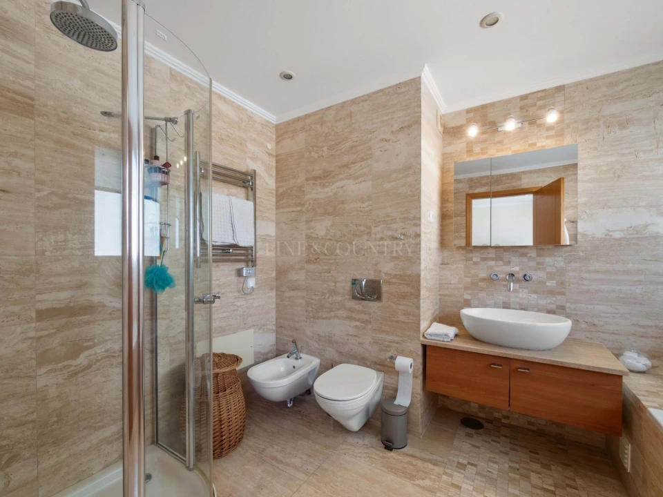 Apartamento T2 para Venda em Ferragudo Foto 16