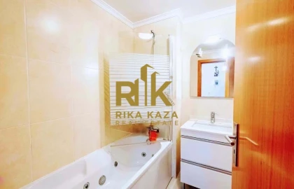 Apartamento T2 para Arrendamento em Santa Cruz