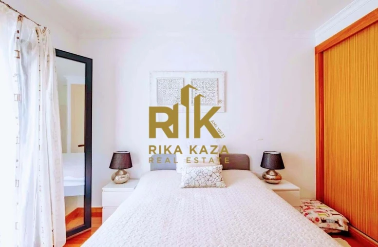 Apartamento T2 para Arrendamento em Santa Cruz Foto 5