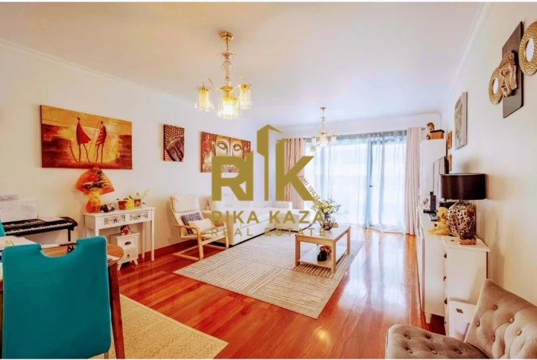 Apartamento T2 para Arrendamento em Santa Cruz Foto 4