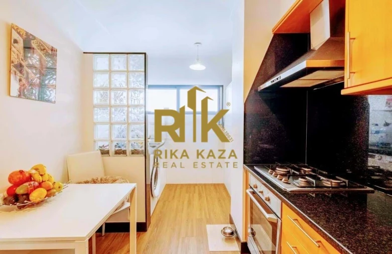 Apartamento T2 para Arrendamento em Santa Cruz Foto 9