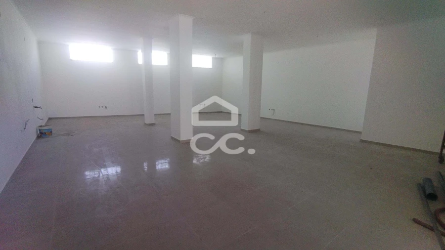 Negócio para Arrendamento em Pataias e Martingança Foto 3