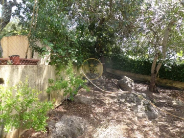 Moradia T6 para Venda em Loule (São Clemente)