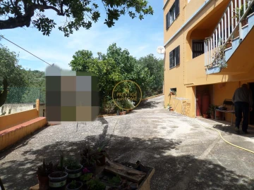 Moradia T6 para Venda em Loule (São Clemente)