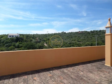 Moradia T6 para Venda em Loule (São Clemente)