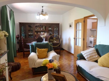 Moradia T6 para Venda em Loule (São Clemente)