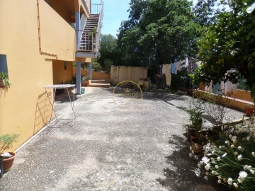 Moradia T6 para Venda em Loule (São Clemente)