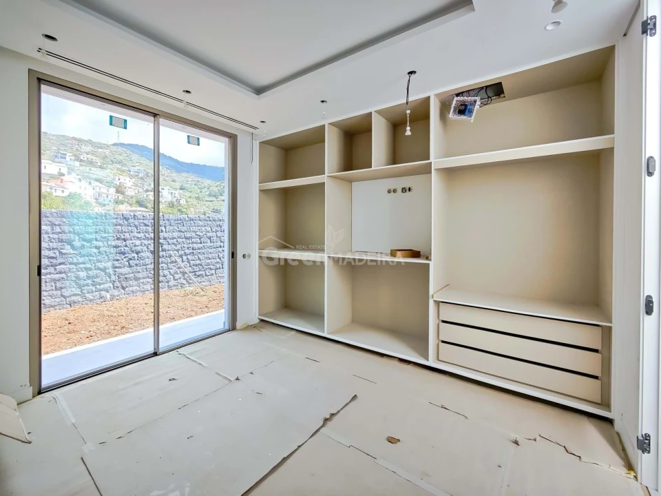Moradia T3 para Venda em Ribeira Brava Foto 15