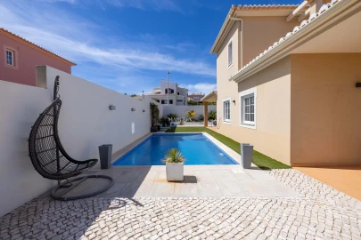 Moradia T4 para Venda em Lagos (São Sebastião e Santa Maria)