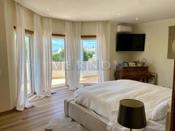 Moradia T3 para Venda em Albufeira e Olhos de Água
