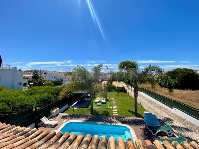 Moradia T3 para Venda em Albufeira e Olhos de Água Foto 50