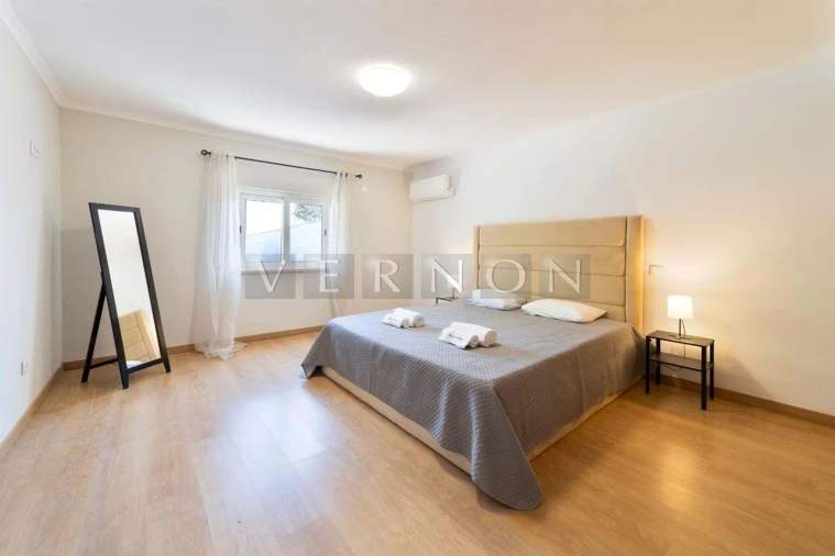 Moradia T3 para Venda em Albufeira e Olhos de Água Foto 69