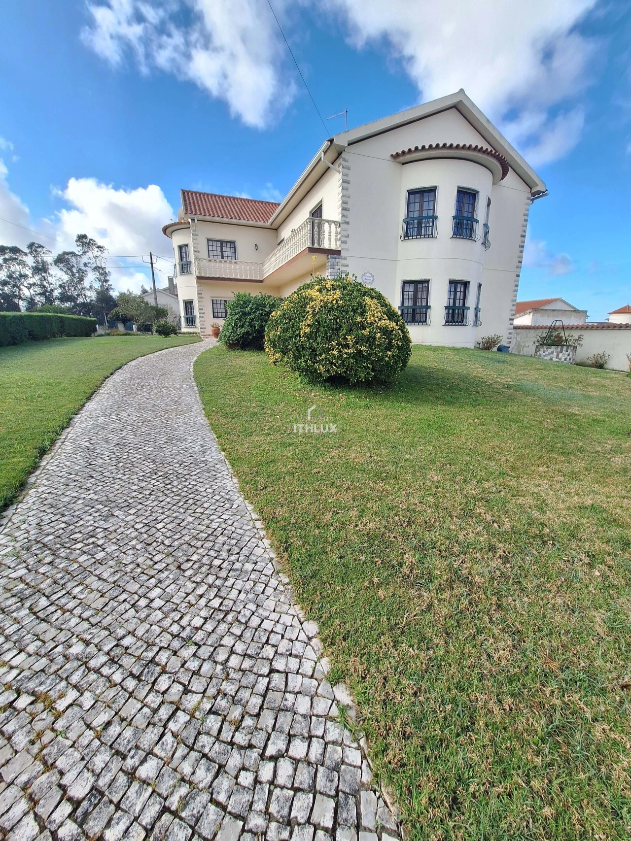Moradia T5 para Venda em Caldas da Rainha - Santo Onofre e Serra do Bouro Foto 1
