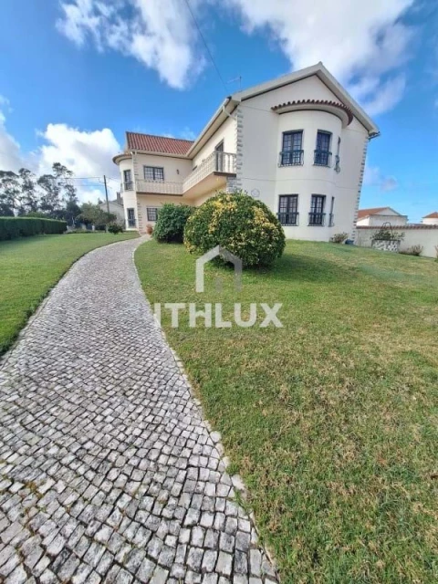 Moradia T5 para Venda em Caldas da Rainha - Santo Onofre e Serra do Bouro