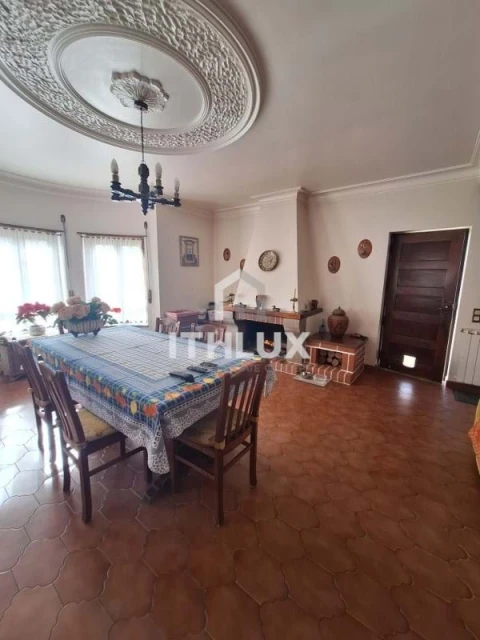 Moradia T5 para Venda em Caldas da Rainha - Santo Onofre e Serra do Bouro