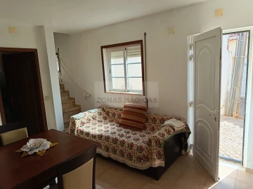 Moradia T2 para Venda em Barão de São Miguel