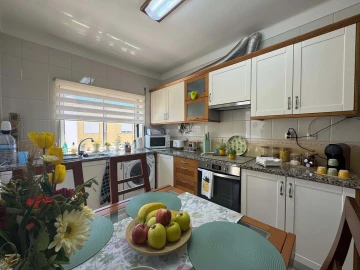Apartamento T3 para Venda em Lagos (São Sebastião e Santa Maria)