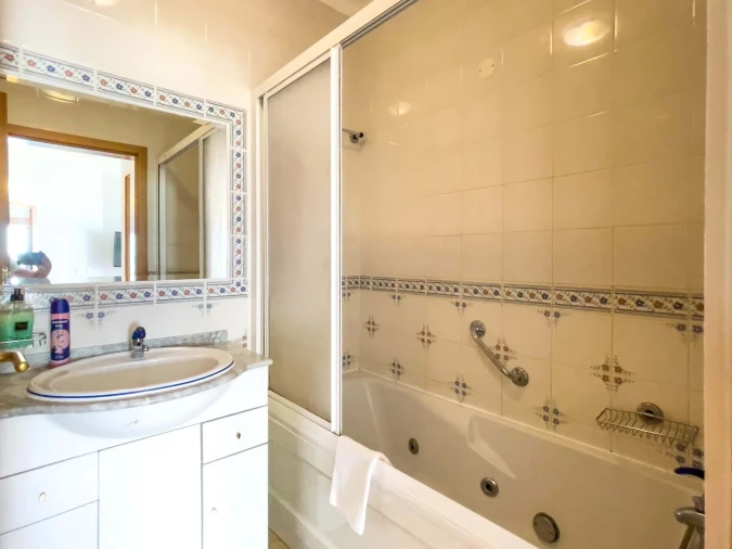 Apartamento T1 para Venda em Portimão Foto 16