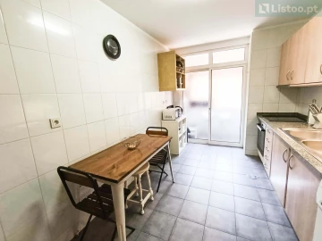 Apartamento T3 para Venda em Santa Marinha e São Pedro da Afurada